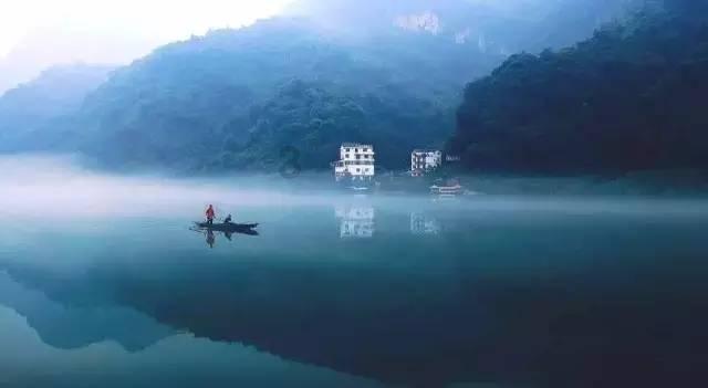 孟溪原本正在做物子,无意抬眸时,秦野在线阅读